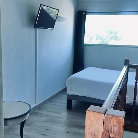 Logis Hotel & Spa Dejeunez Sous L'Arbre Русе Экстерьер фото